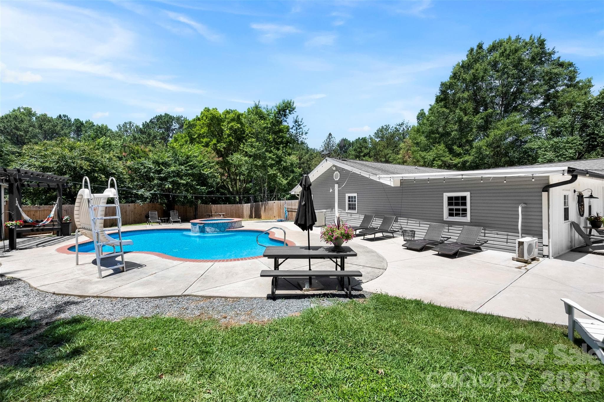 Single Family Residence at 6309 Landsford Road, Marshville, photo 5 of 31