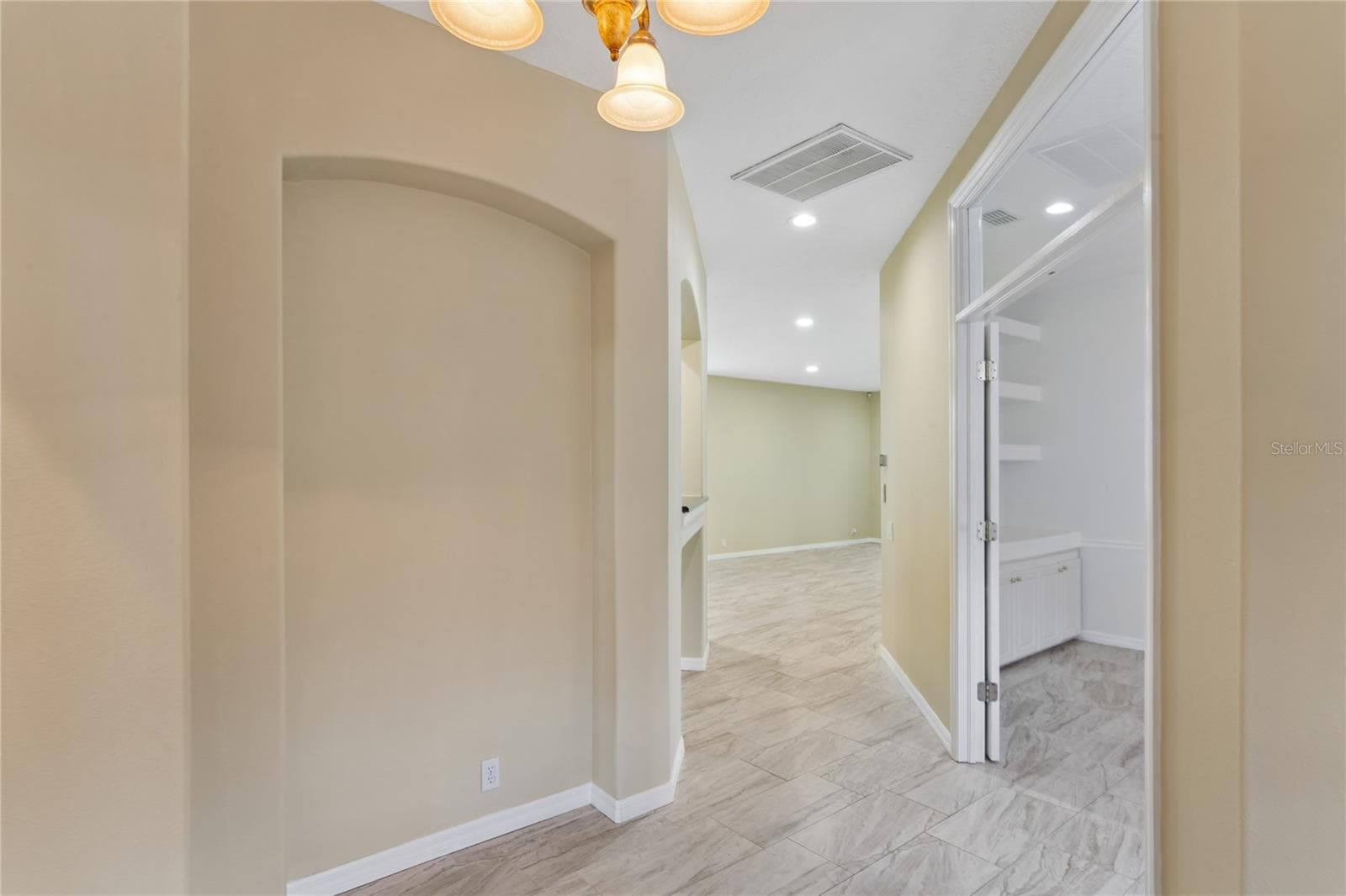 Villa at 14465 MIDDLE FAIRWAY DR, SPRING HILL,, photo 9 of 82
