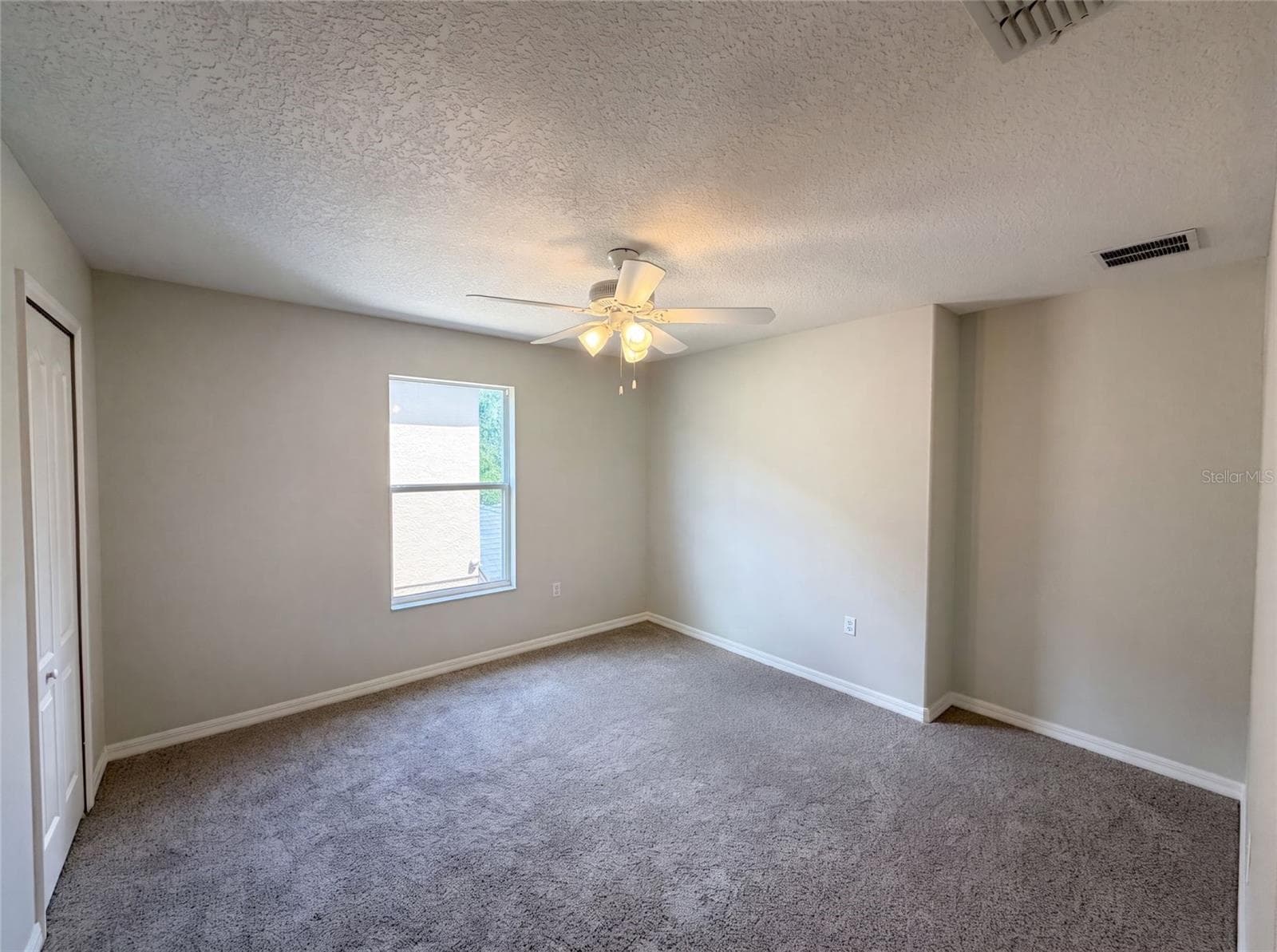 Single Family Residence at 12706 GROVEHURST AVE, WINTER GARDEN, photo 16 of 37