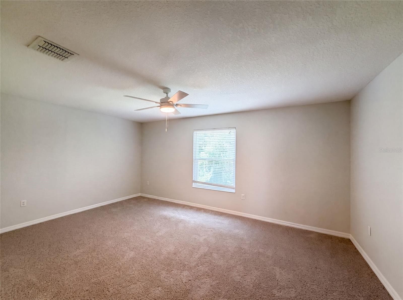 Single Family Residence at 12706 GROVEHURST AVE, WINTER GARDEN, photo 17 of 37