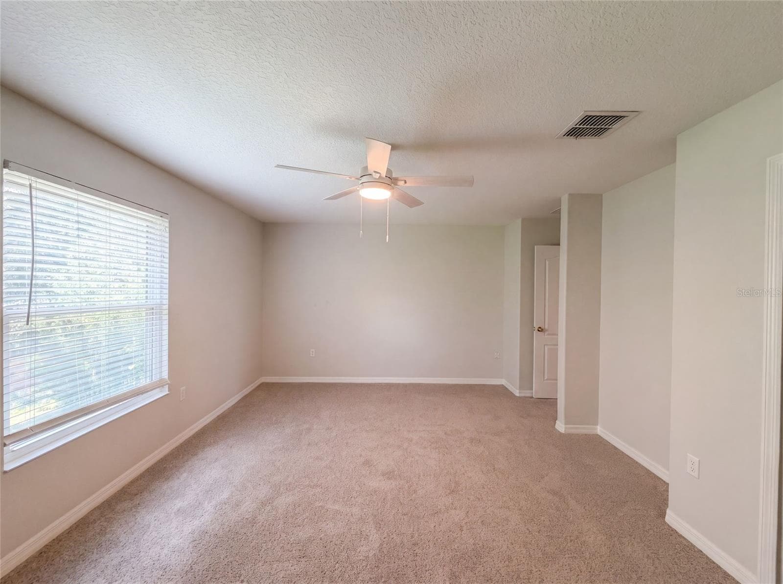 Single Family Residence at 12706 GROVEHURST AVE, WINTER GARDEN, photo 19 of 37