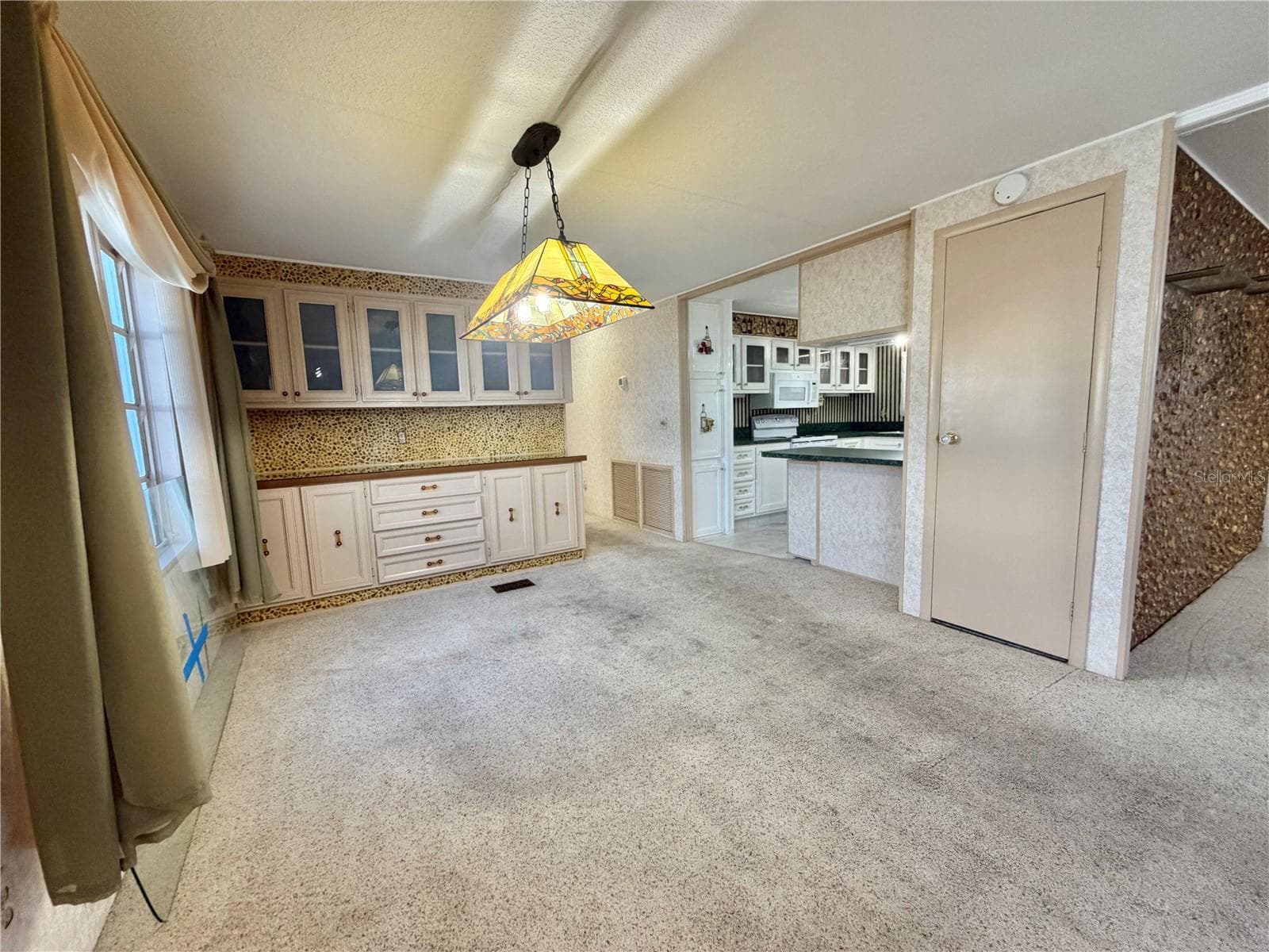 Mobile Home at 416 PALO VERDE DR, LEESBURG, photo 6 of 68