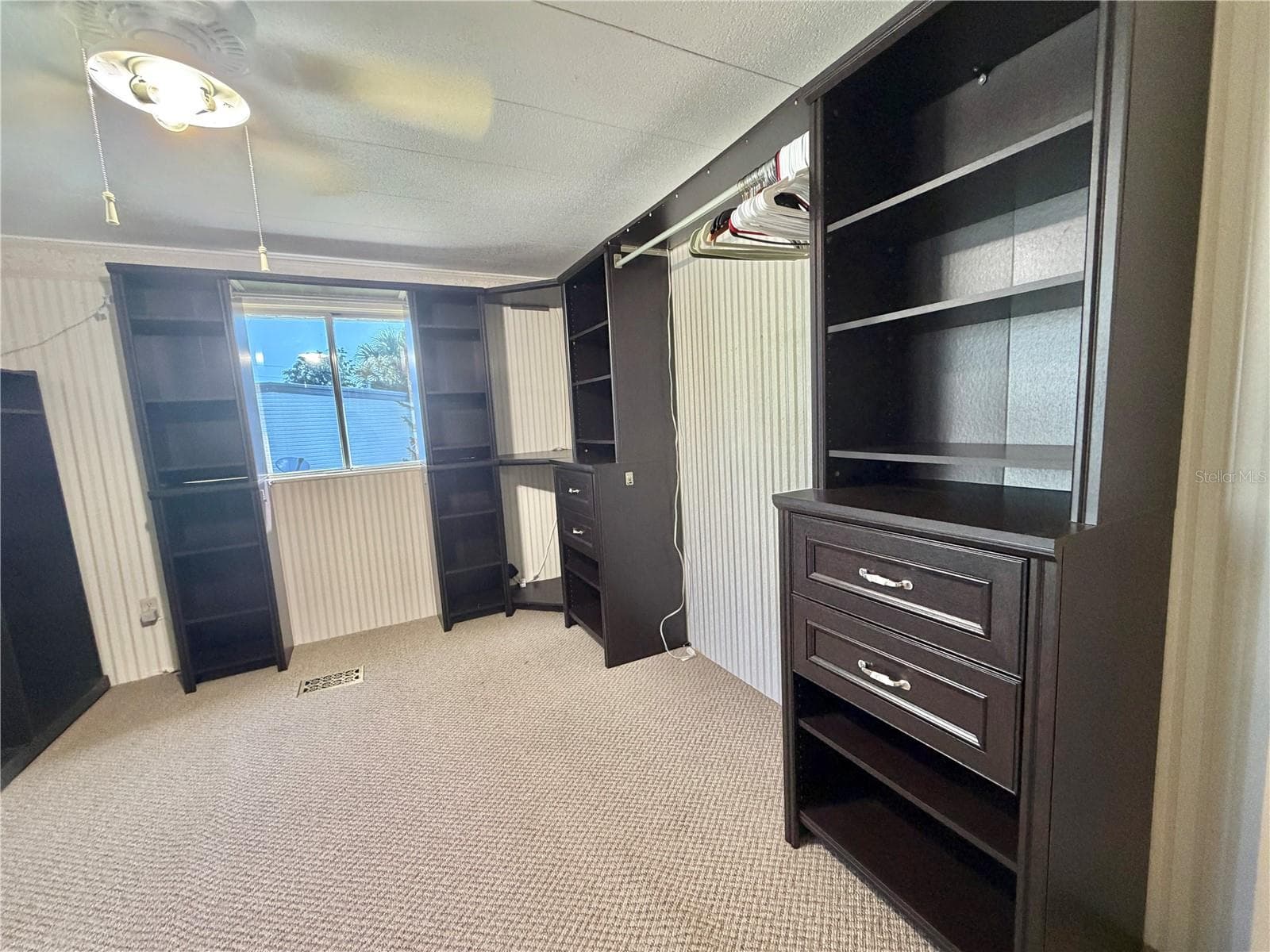Mobile Home at 416 PALO VERDE DR, LEESBURG, photo 39 of 68