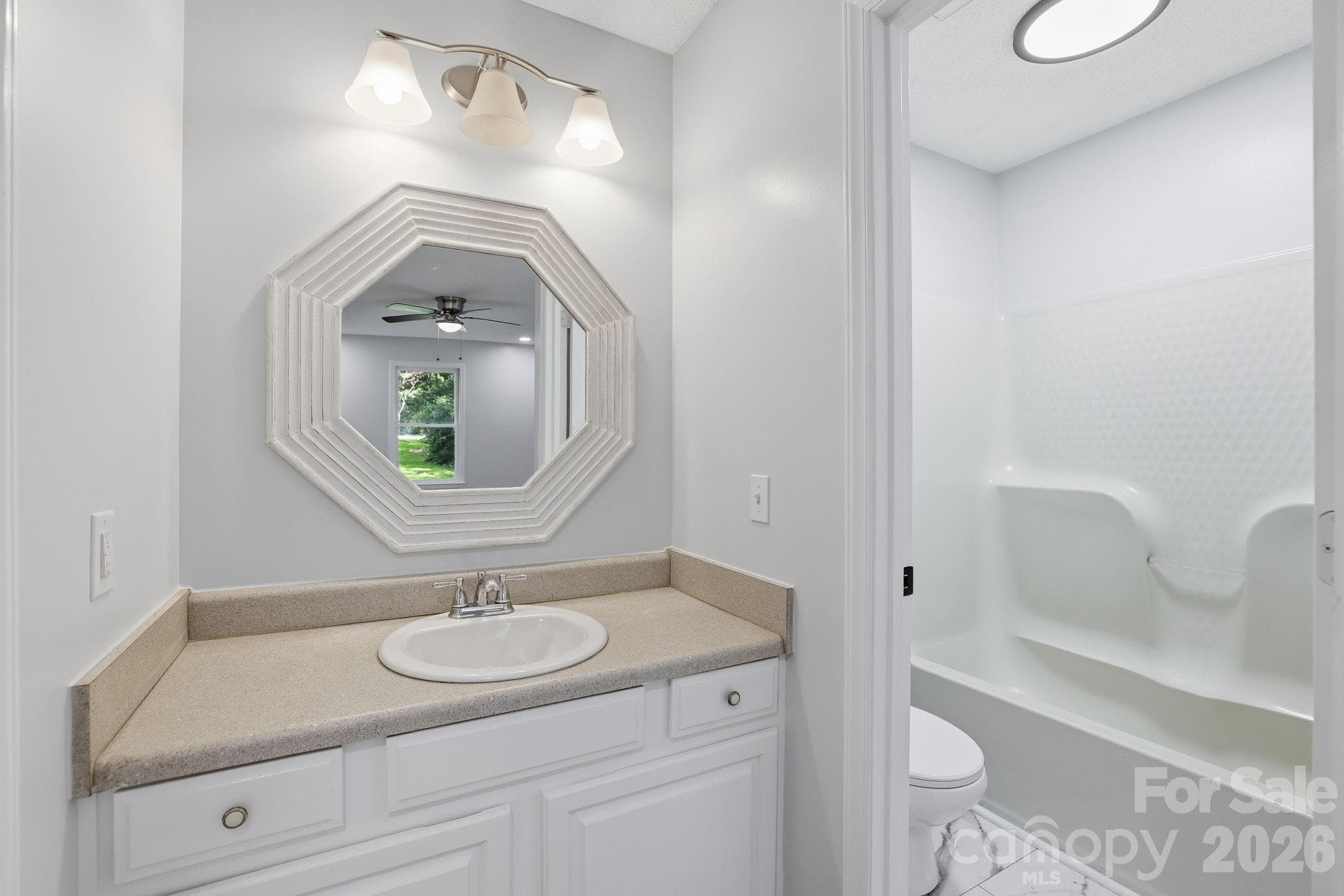 Primary Bath - 1801 Bridgewood Drive, Lancaster