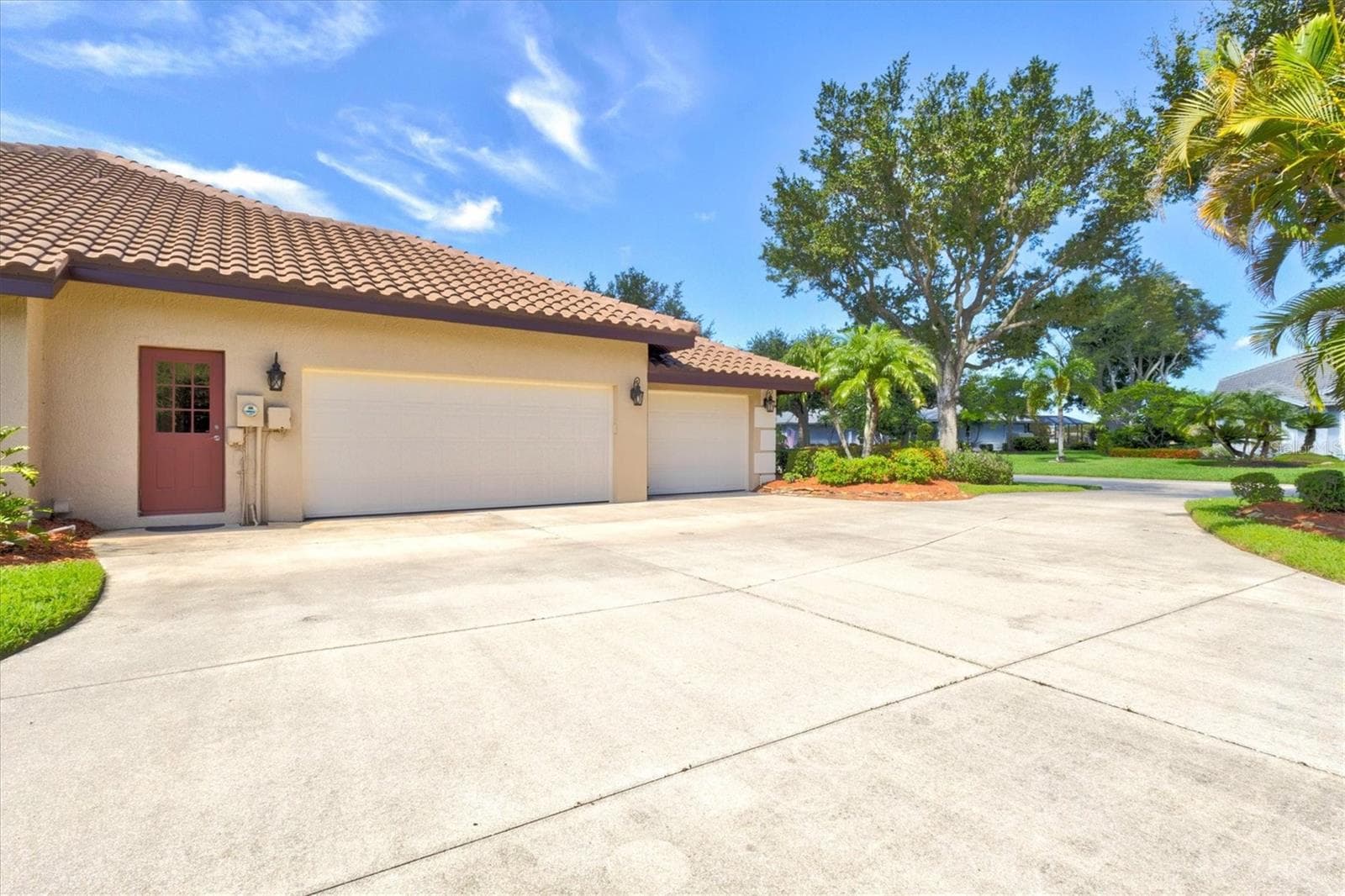 Single Family Residence at 7373 S SERENOA DR, SARASOTA, photo 6 of 98
