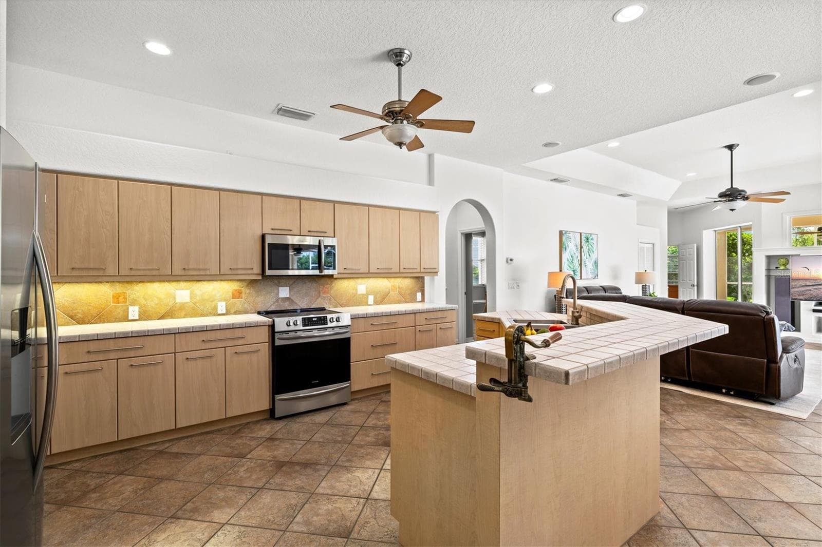 Single Family Residence at 7373 S SERENOA DR, SARASOTA, photo 21 of 98