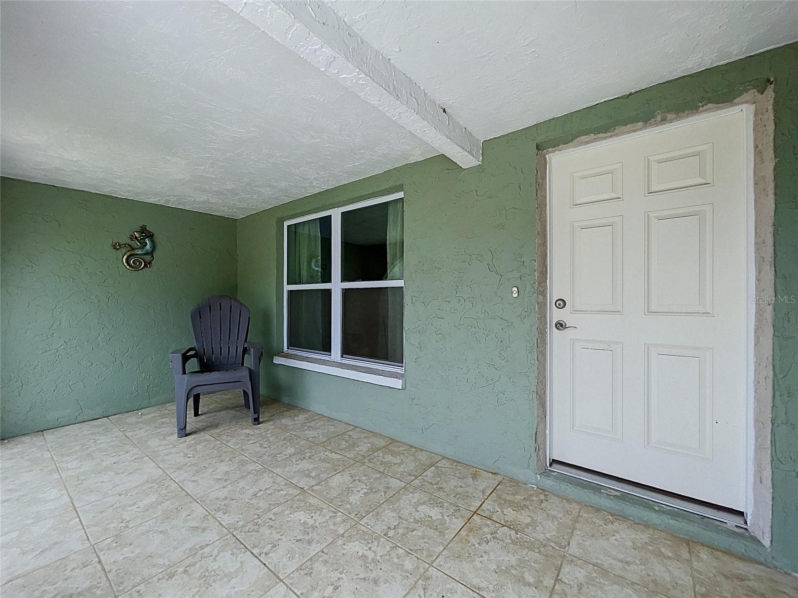 Front Entrance - 7401 ISLANDER LN, HUDSON