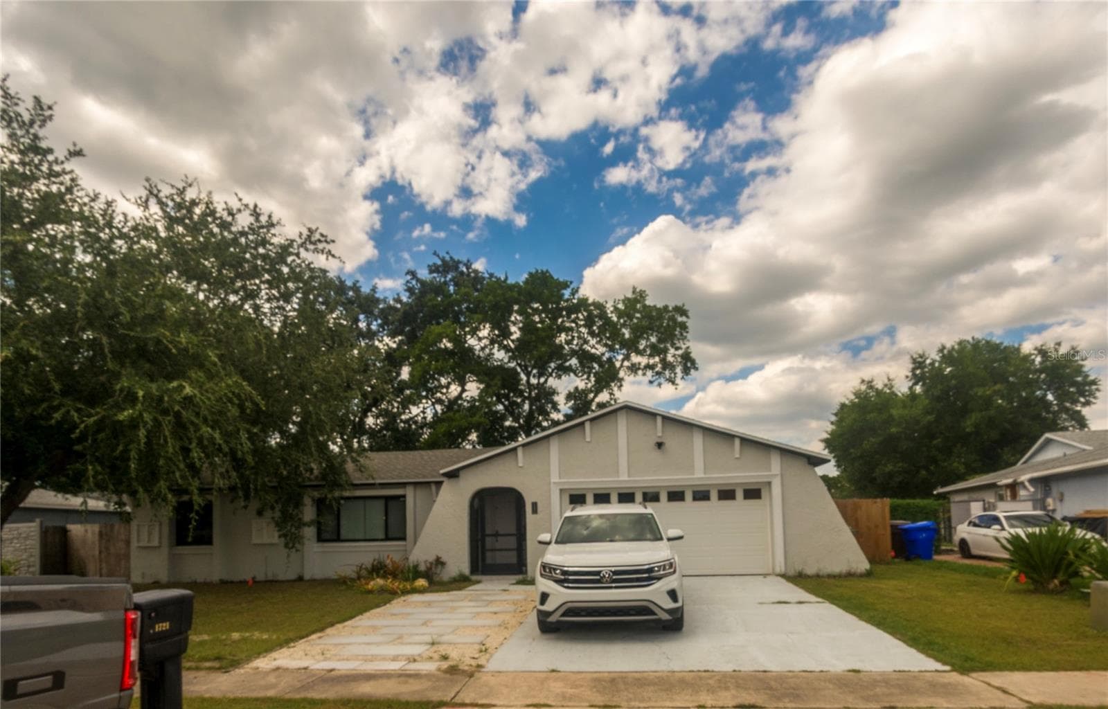 Single Family Residence at 1721 FREEMAN DR, KISSIMMEE, photo 2 of 35