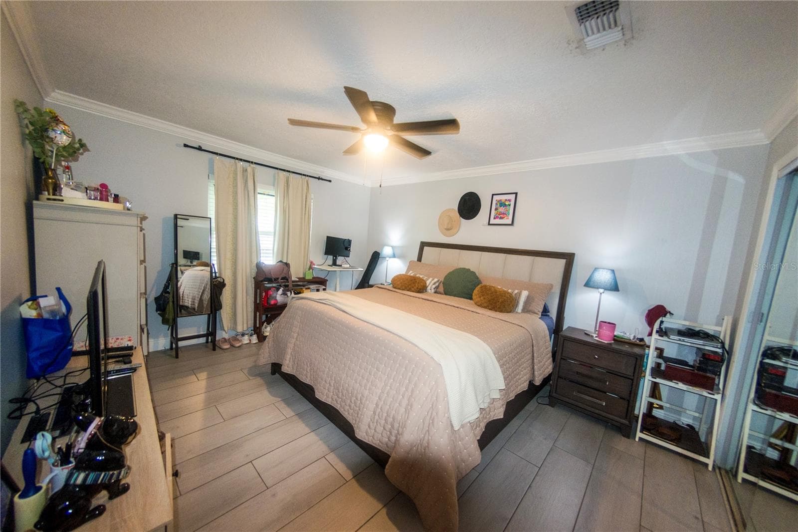 Single Family Residence at 1721 FREEMAN DR, KISSIMMEE, photo 11 of 35