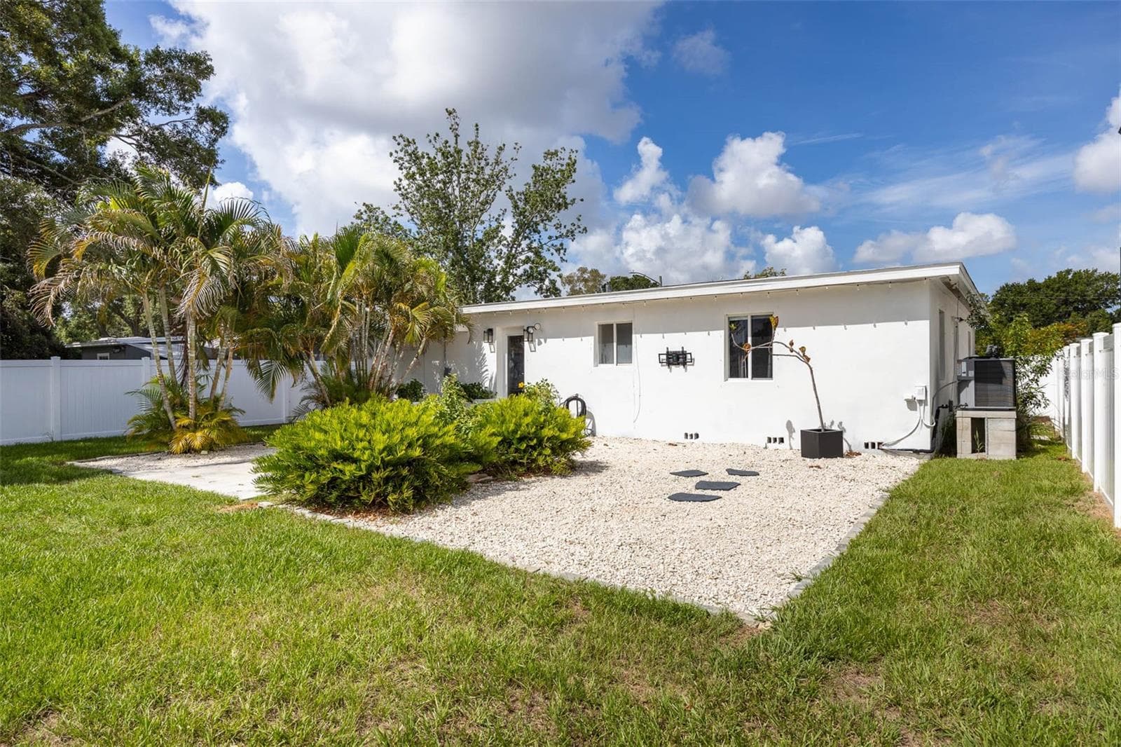 Single Family Residence at 5931 MANGROVE ST N, ST PETERSBURG, photo 24 of 30