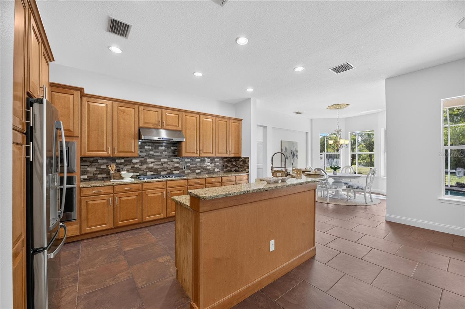 Single Family Residence at 824 ISLEBAY DR, APOLLO BEACH, photo 28 of 100