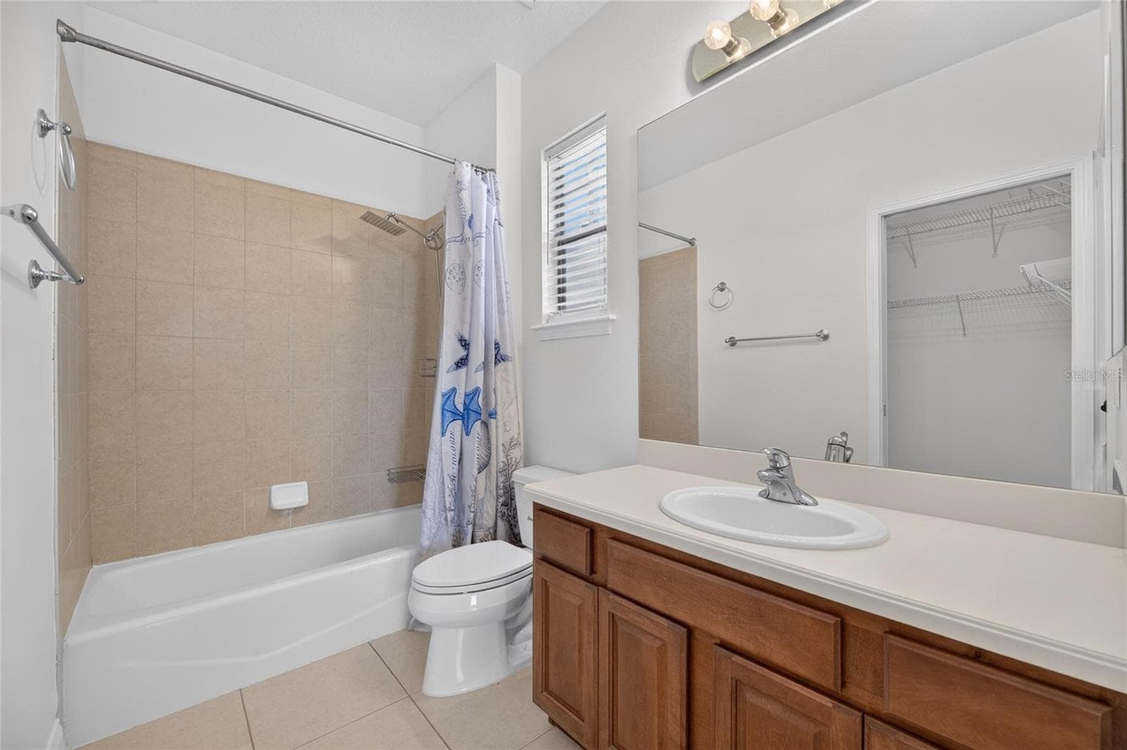 Single Family Residence at 824 ISLEBAY DR, APOLLO BEACH, photo 57 of 100