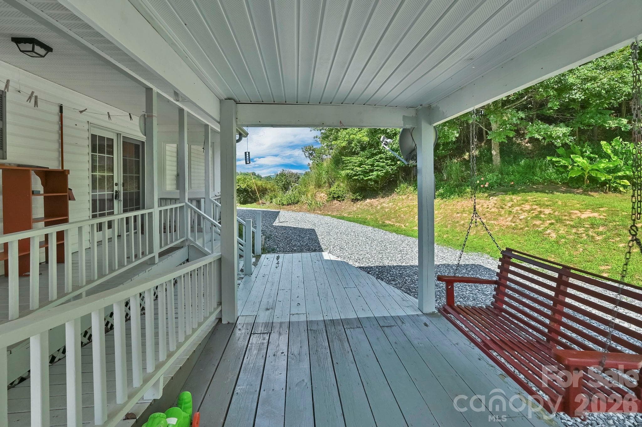 Back Porch - 553 Morgan Branch Road, Marshall