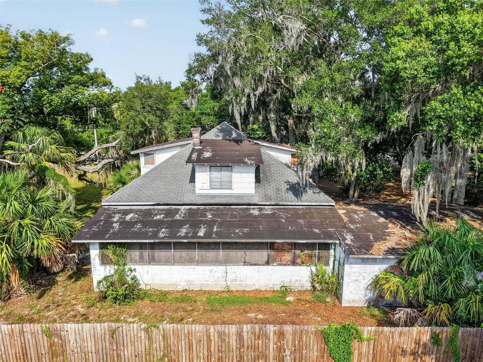 Single Family Residence at 316 N HIGHLAND ST, MOUNT DORA, photo 11 of 20