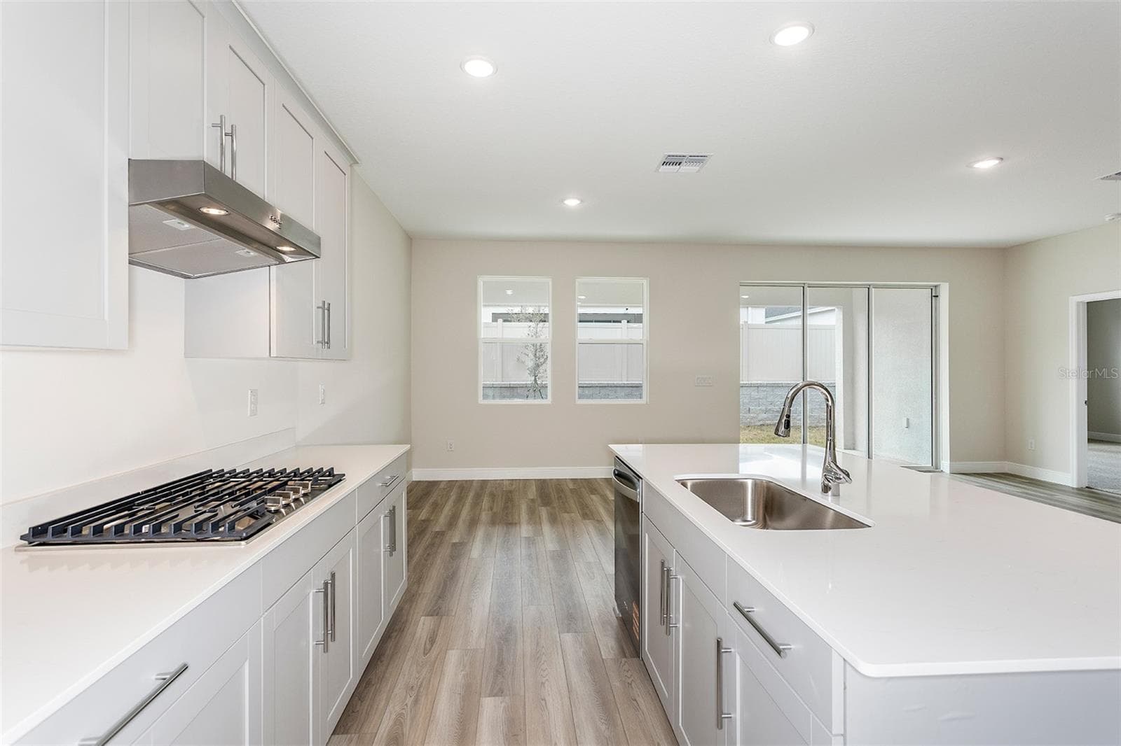 Single Family Residence at 33437 TWILIGHT SEA PL, DADE CITY, photo 11 of 32