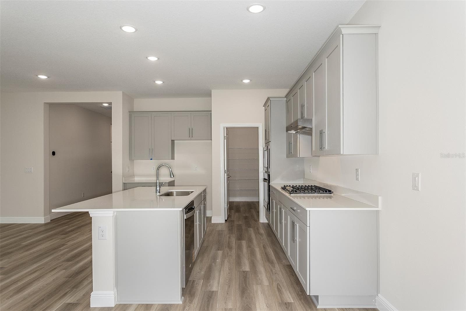 Single Family Residence at 33437 TWILIGHT SEA PL, DADE CITY, photo 12 of 32