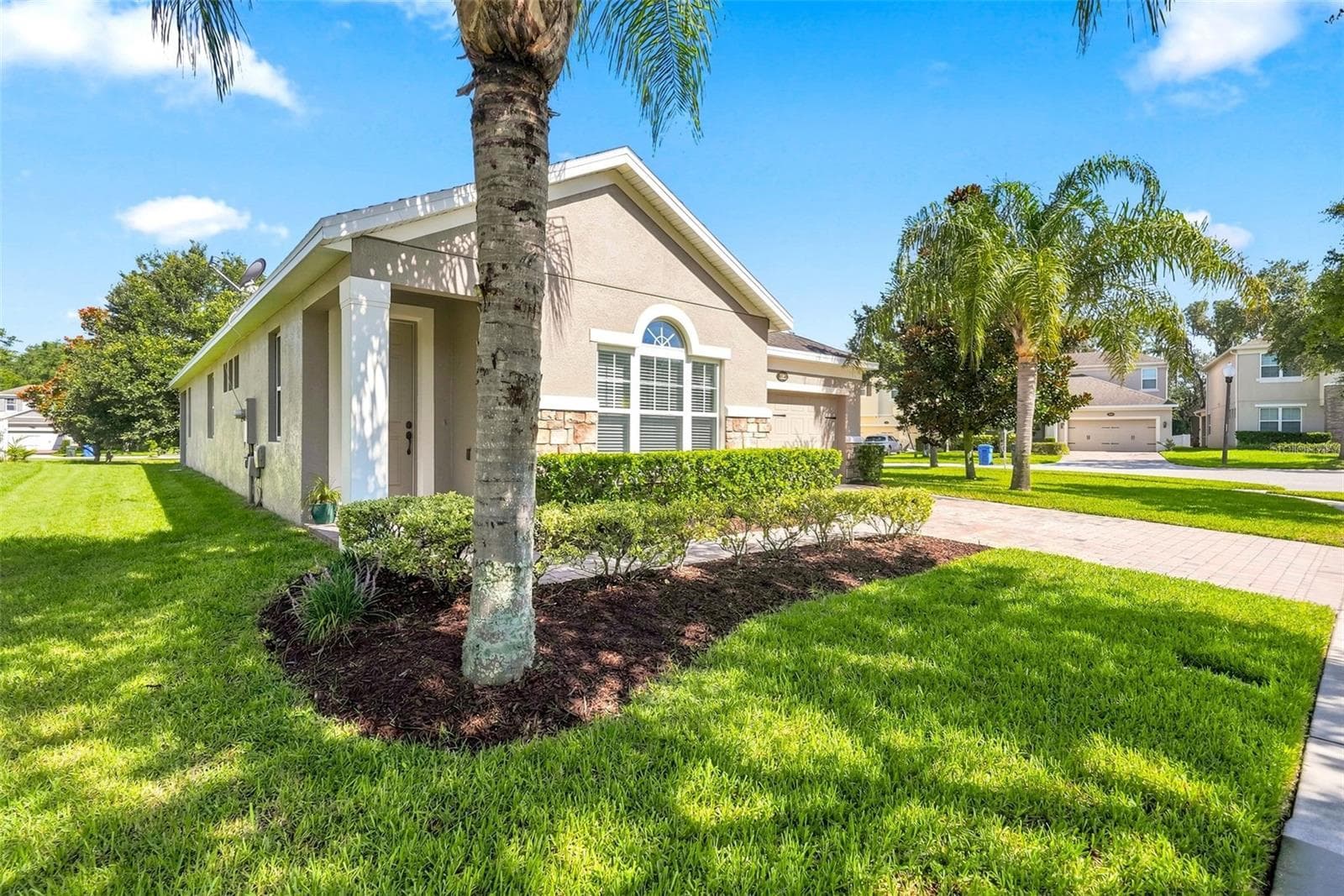 Single Family Residence at 1061 COSMOS WAY, OVIEDO, photo 3 of 36