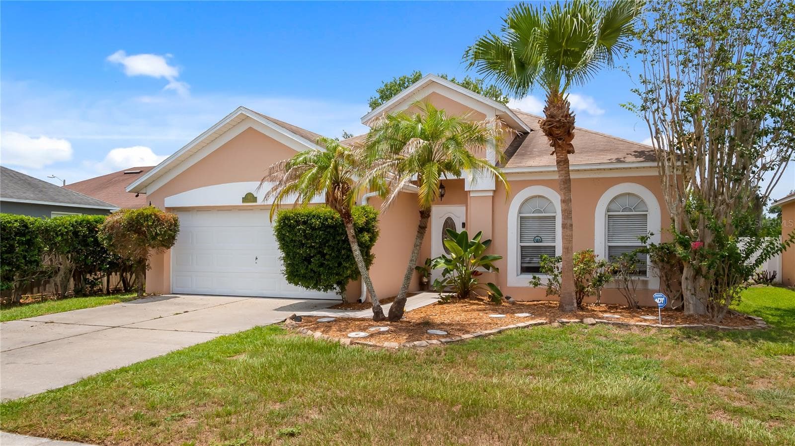 Single Family Residence at 12827 WOODBURY GLEN DR, ORLANDO, photo 3 of 42