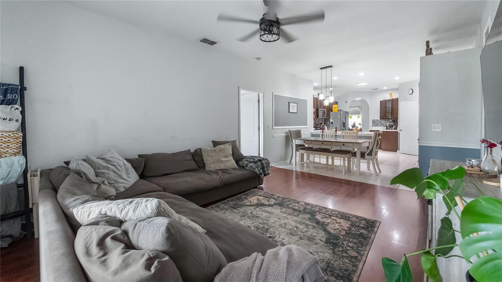 Single Family Residence at 12827 WOODBURY GLEN DR, ORLANDO, photo 25 of 42