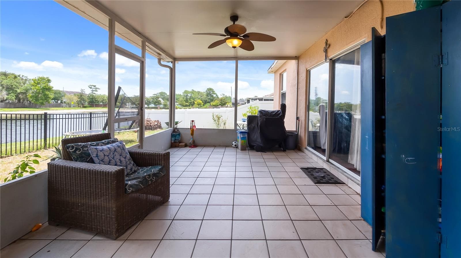 Single Family Residence at 12827 WOODBURY GLEN DR, ORLANDO, photo 38 of 42