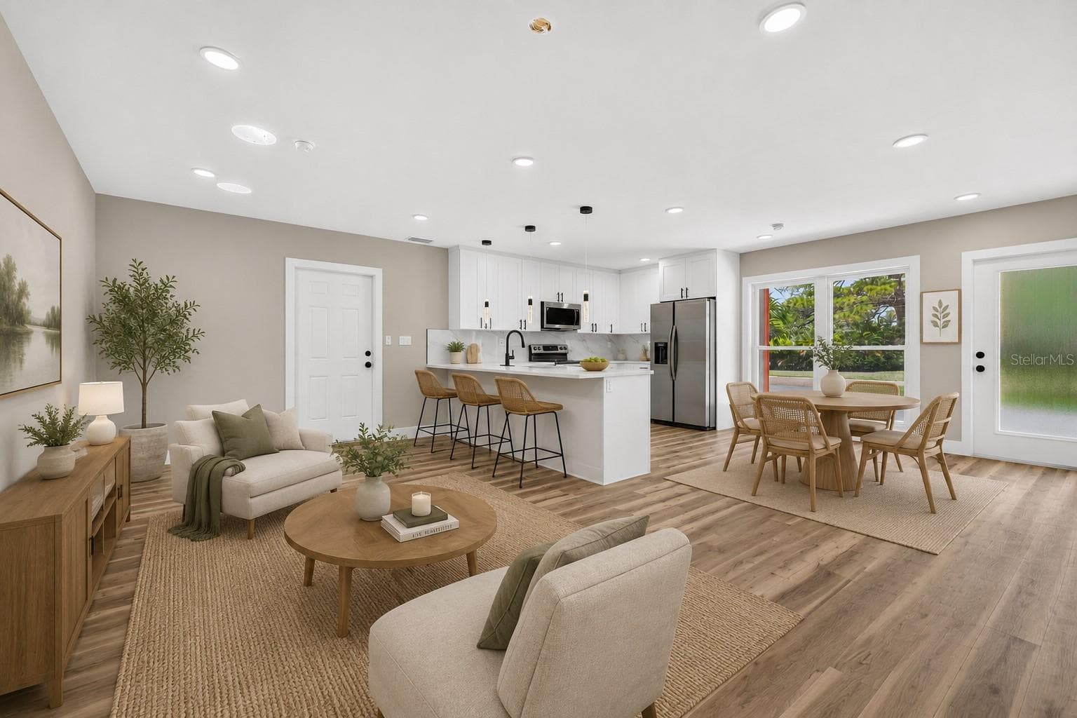 Single Family Residence at 1524 CARSON CIR NE, ST PETERSBURG, photo 5 of 38