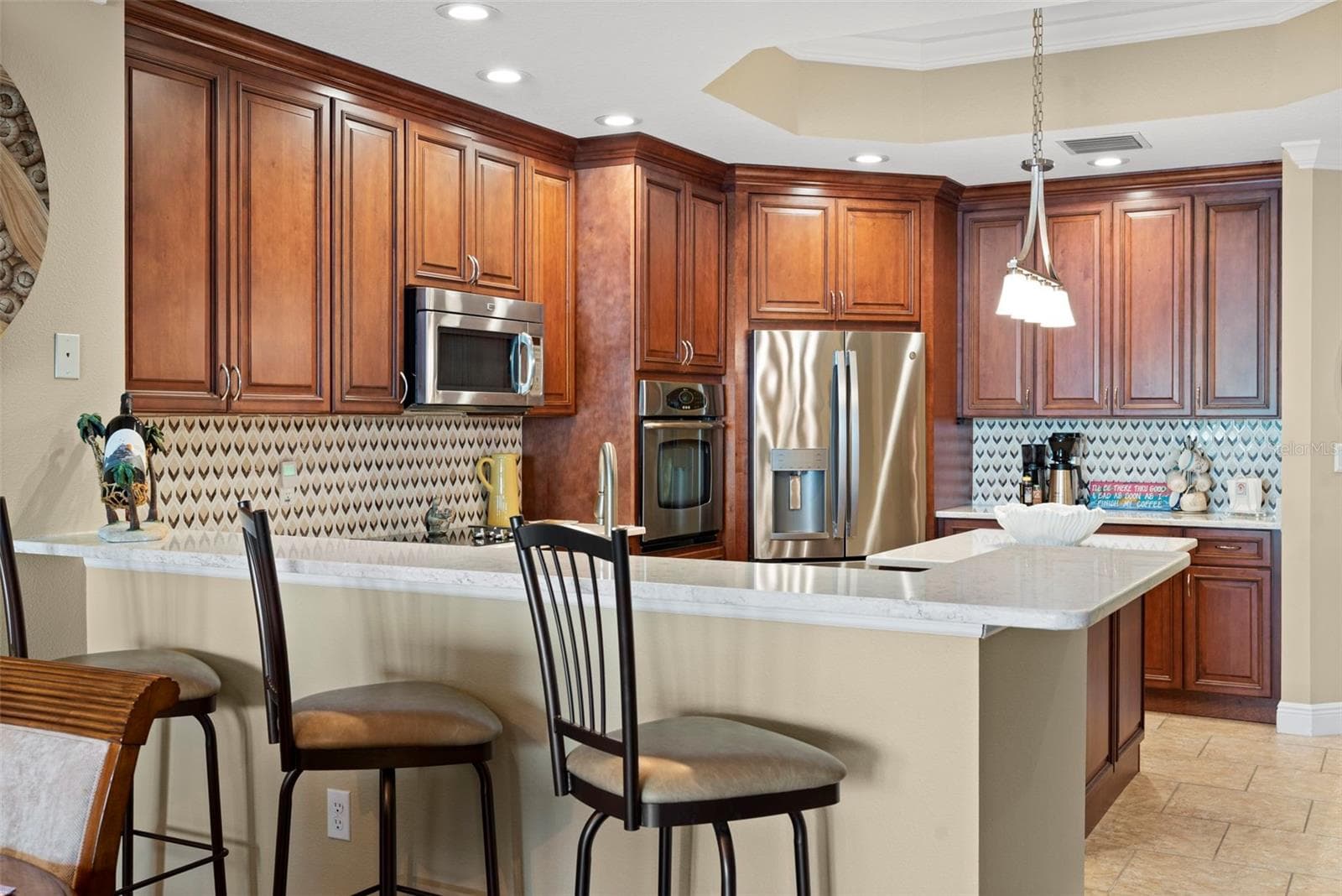 Breakfast bar - 17717 GULF BLVD #604, REDINGTON SHORES