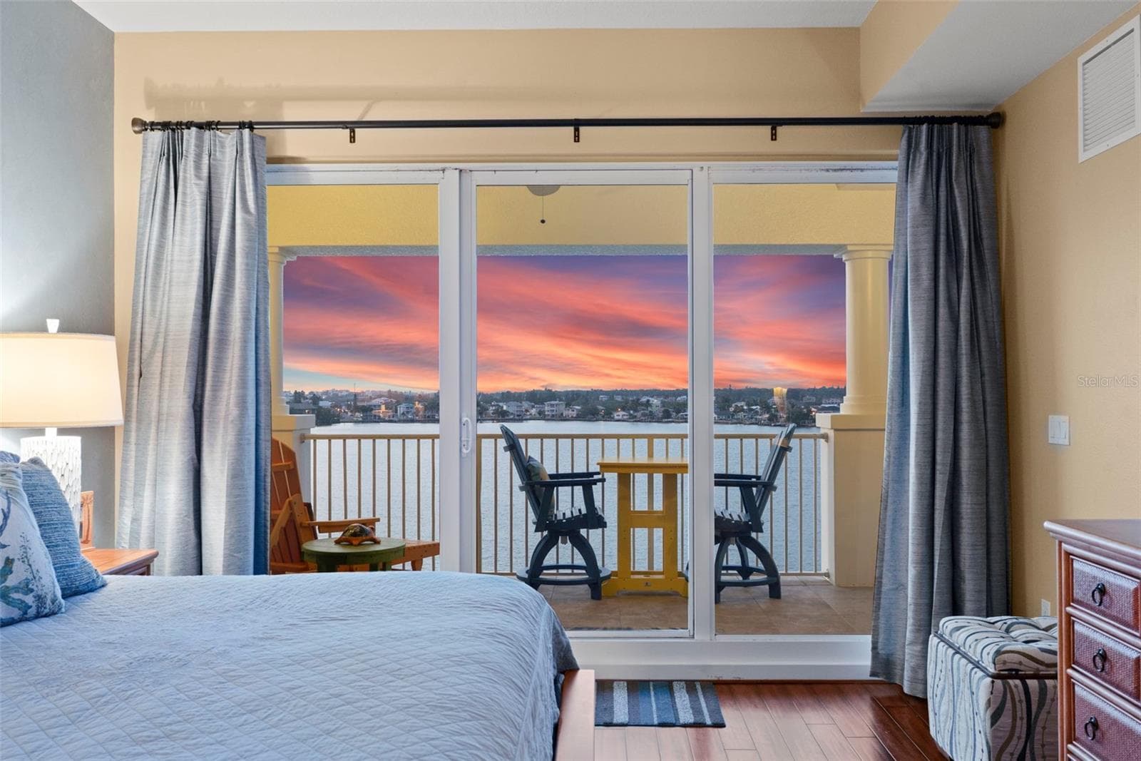 Primary En-suite direct sunset view - 17717 GULF BLVD #604, REDINGTON SHORES