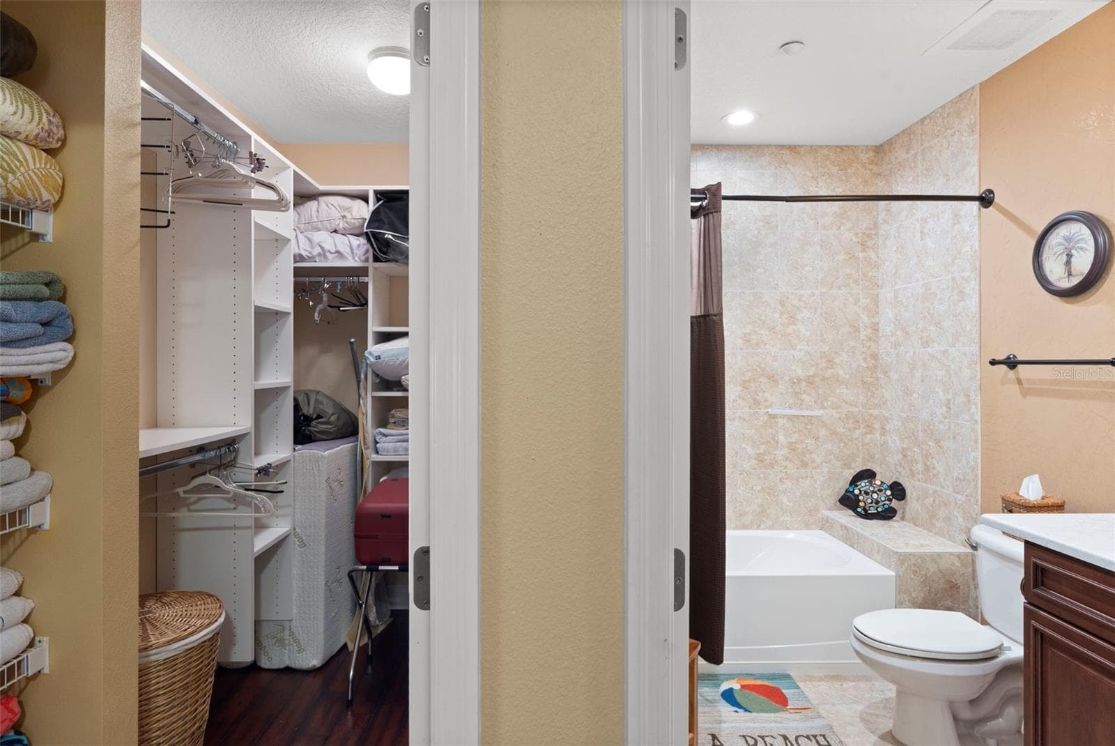 Guest Bedroom en-suite #3 walk in closet and bath - 17717 GULF BLVD #604, REDINGTON SHORES