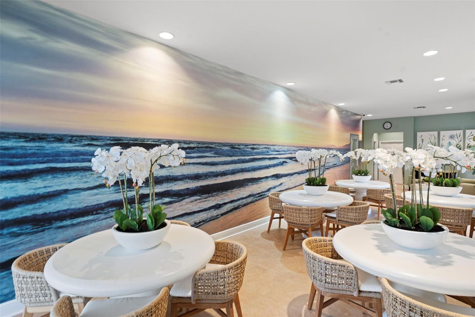 Community clubhouse entertaining - 17717 GULF BLVD #604, REDINGTON SHORES