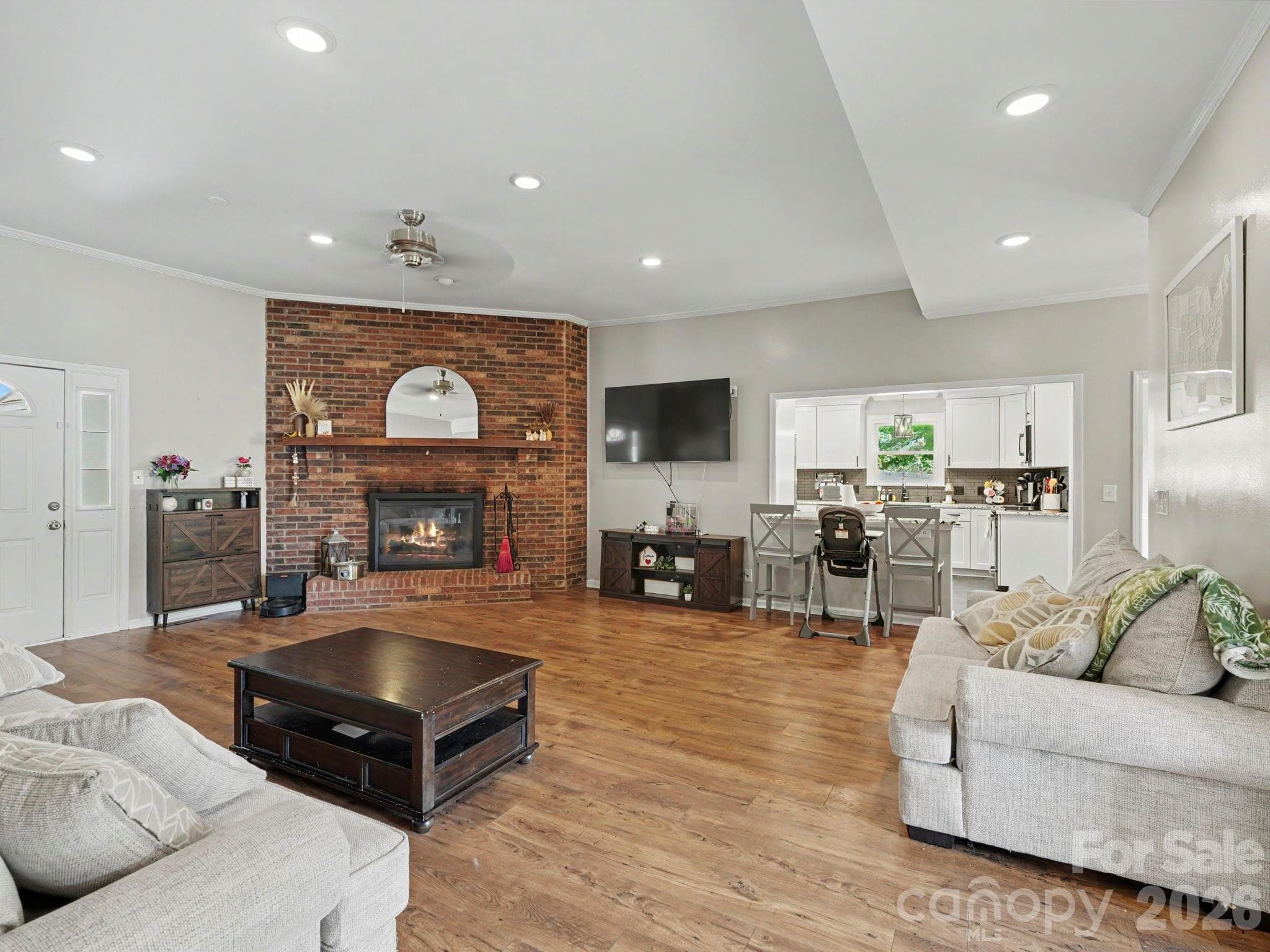 Single Family Residence at 8301 Mooresville Road, Concord, photo 12 of 48