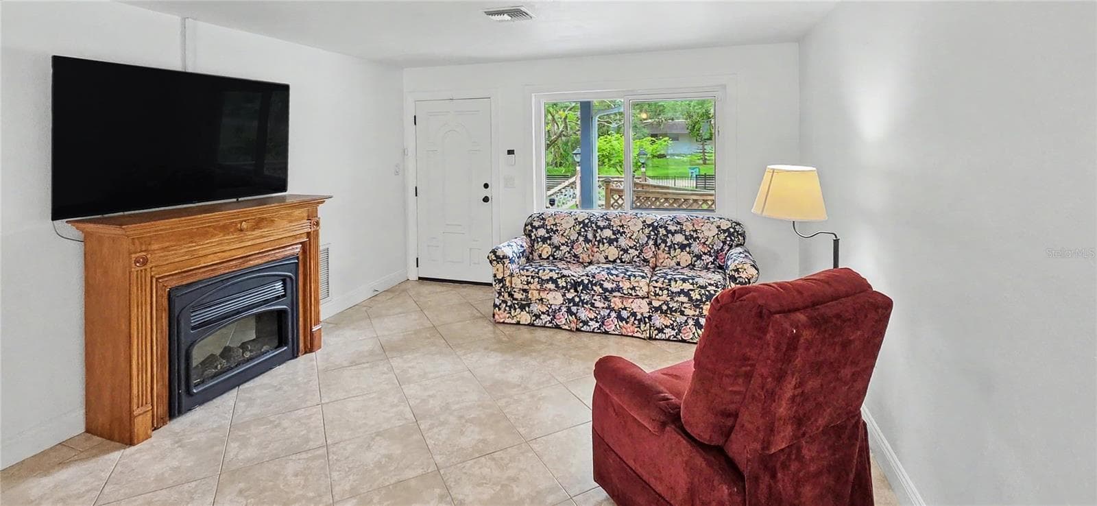 Single Family Residence at 3087 DUANE AVE, OLDSMAR, photo 5 of 30