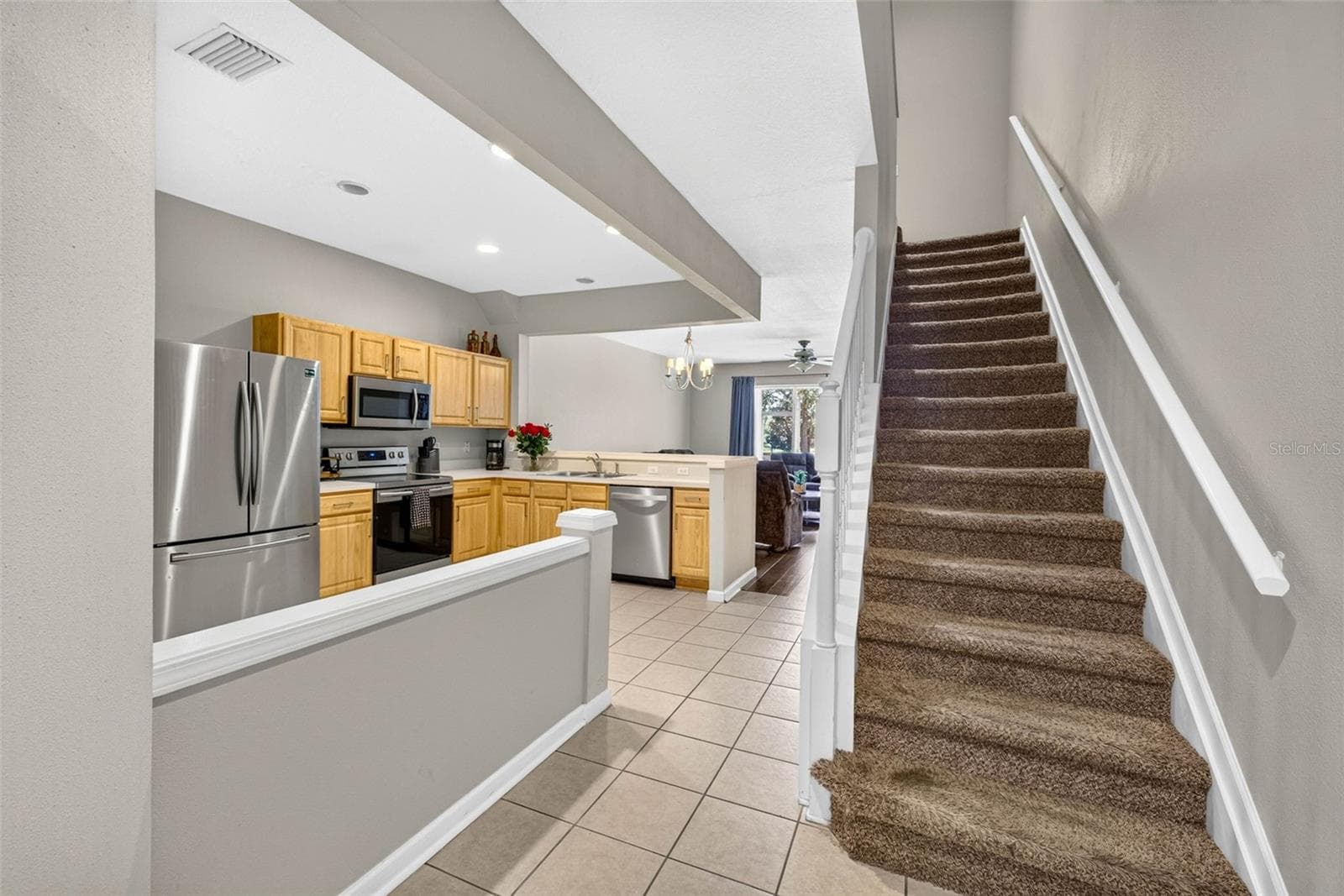 Townhouse at 26624 CHIMNEY SPIRE LN, WESLEY CHAPEL, photo 5 of 33