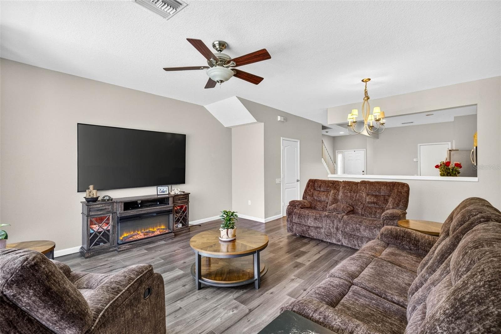 Townhouse at 26624 CHIMNEY SPIRE LN, WESLEY CHAPEL, photo 6 of 33