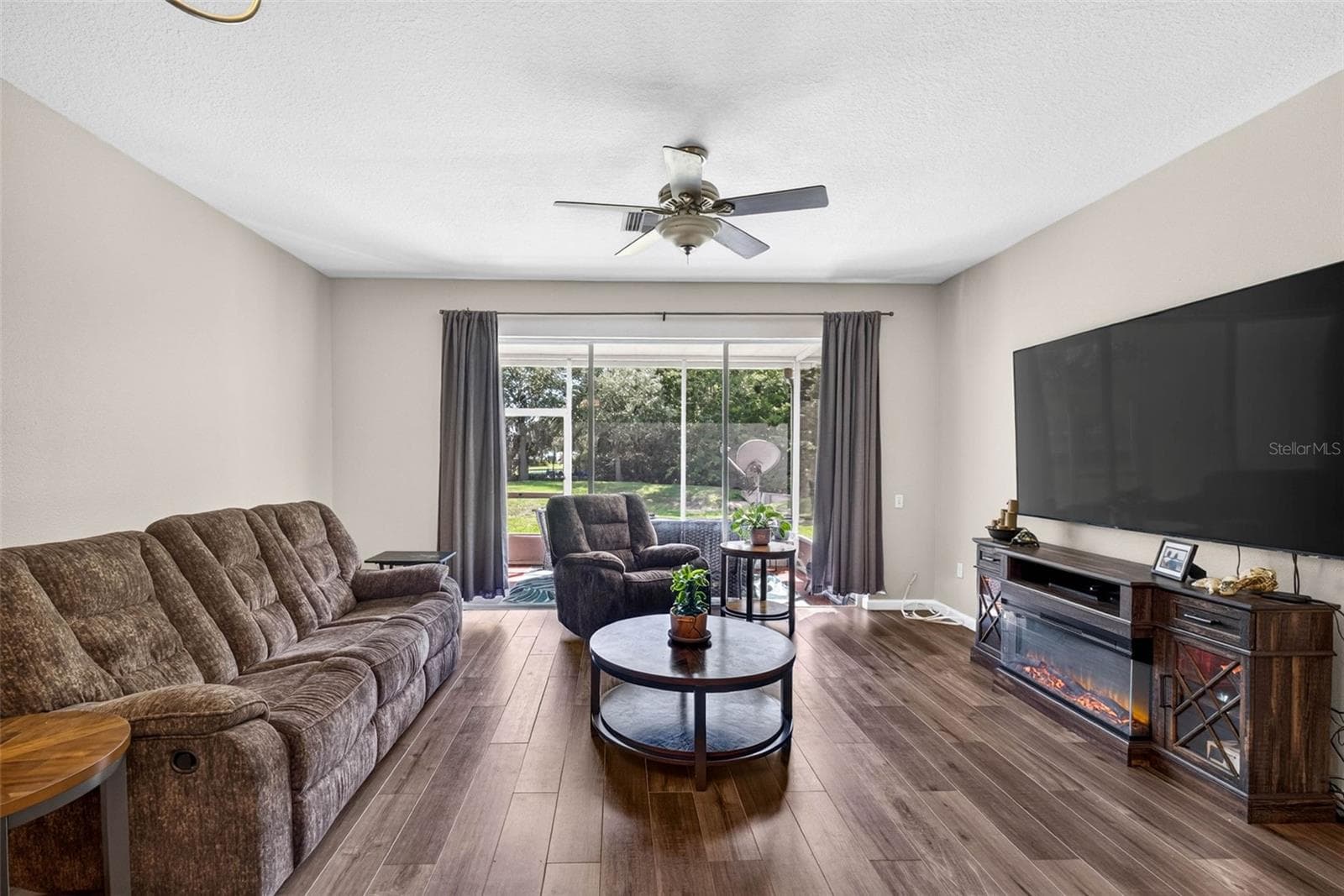 Townhouse at 26624 CHIMNEY SPIRE LN, WESLEY CHAPEL, photo 9 of 33