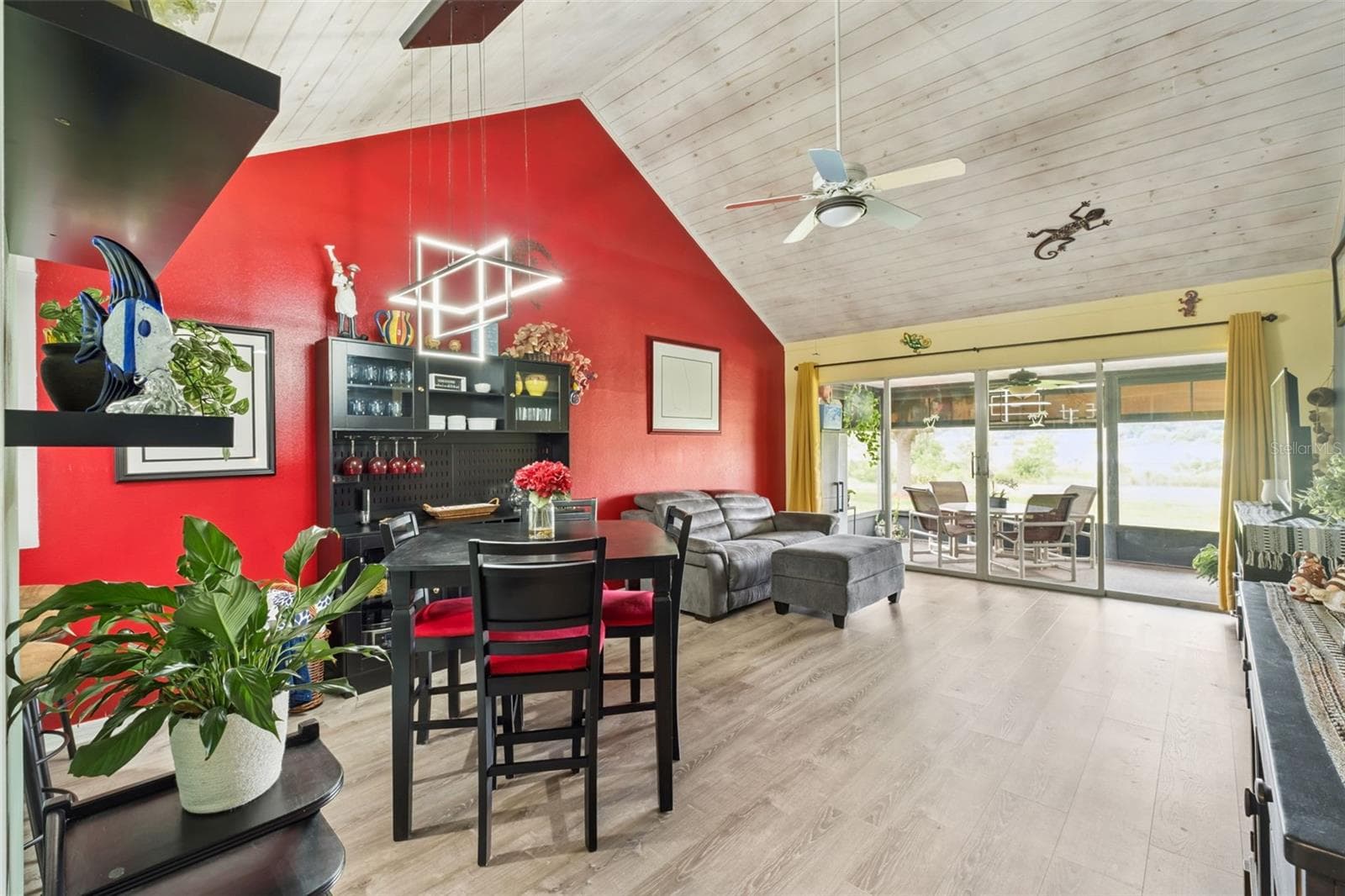 Dining room/Great room - 1112 VILLA LN #84, APOPKA