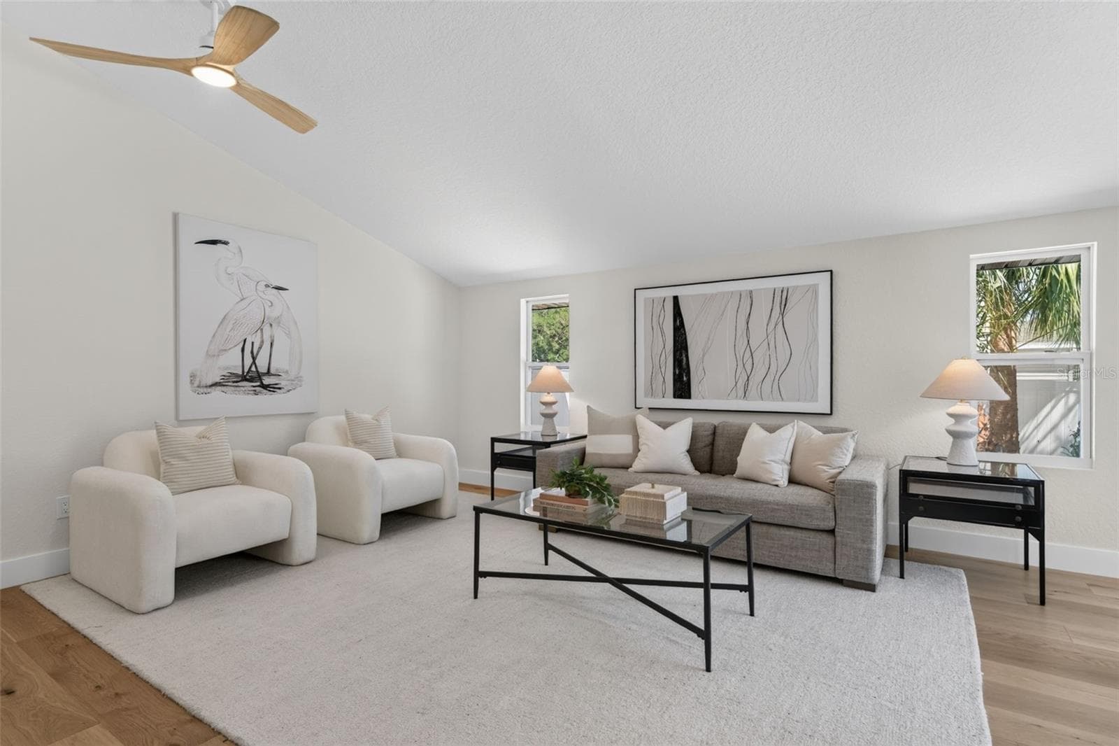 Family room opens from the dining room and kitchen - 310 PARK ST N, ST PETERSBURG