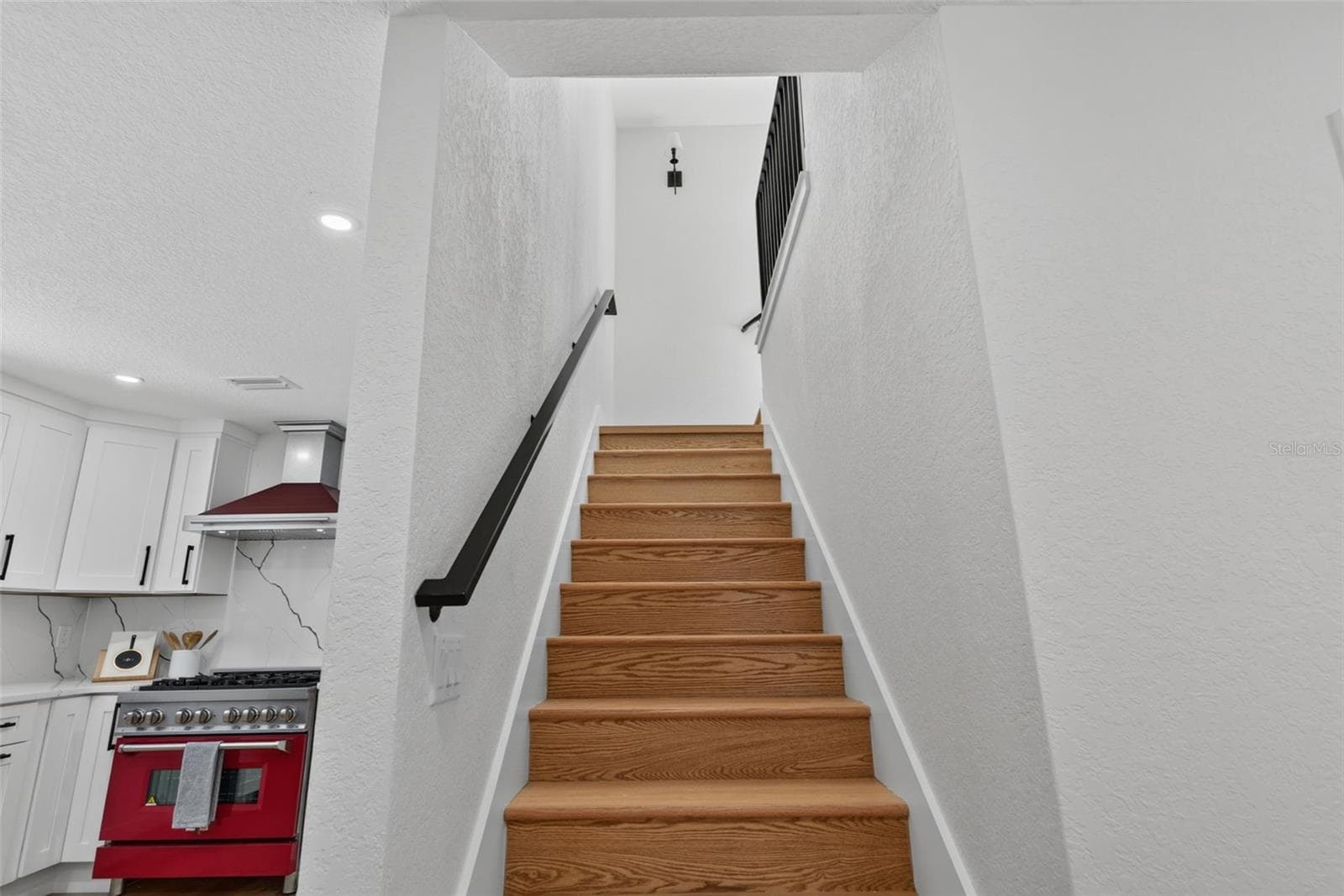 Single Family Residence at 310 PARK ST N, ST PETERSBURG, photo 48 of 98