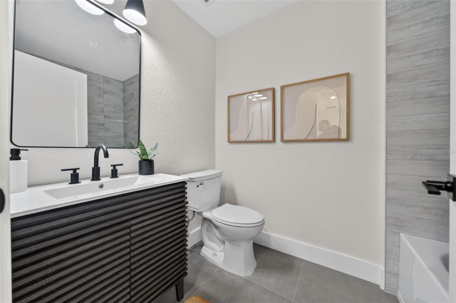 Upstairs Bathroom - 310 PARK ST N, ST PETERSBURG