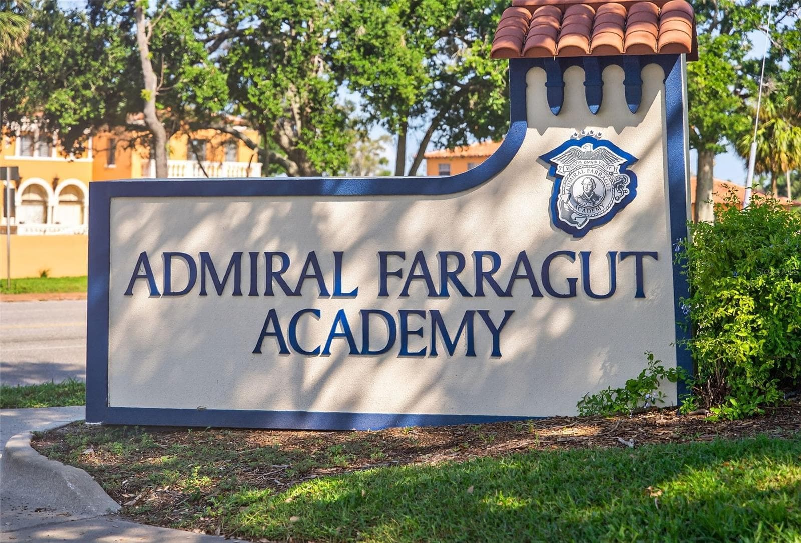 Private School down the street with deep historical roots in St Pete - 310 PARK ST N, ST PETERSBURG