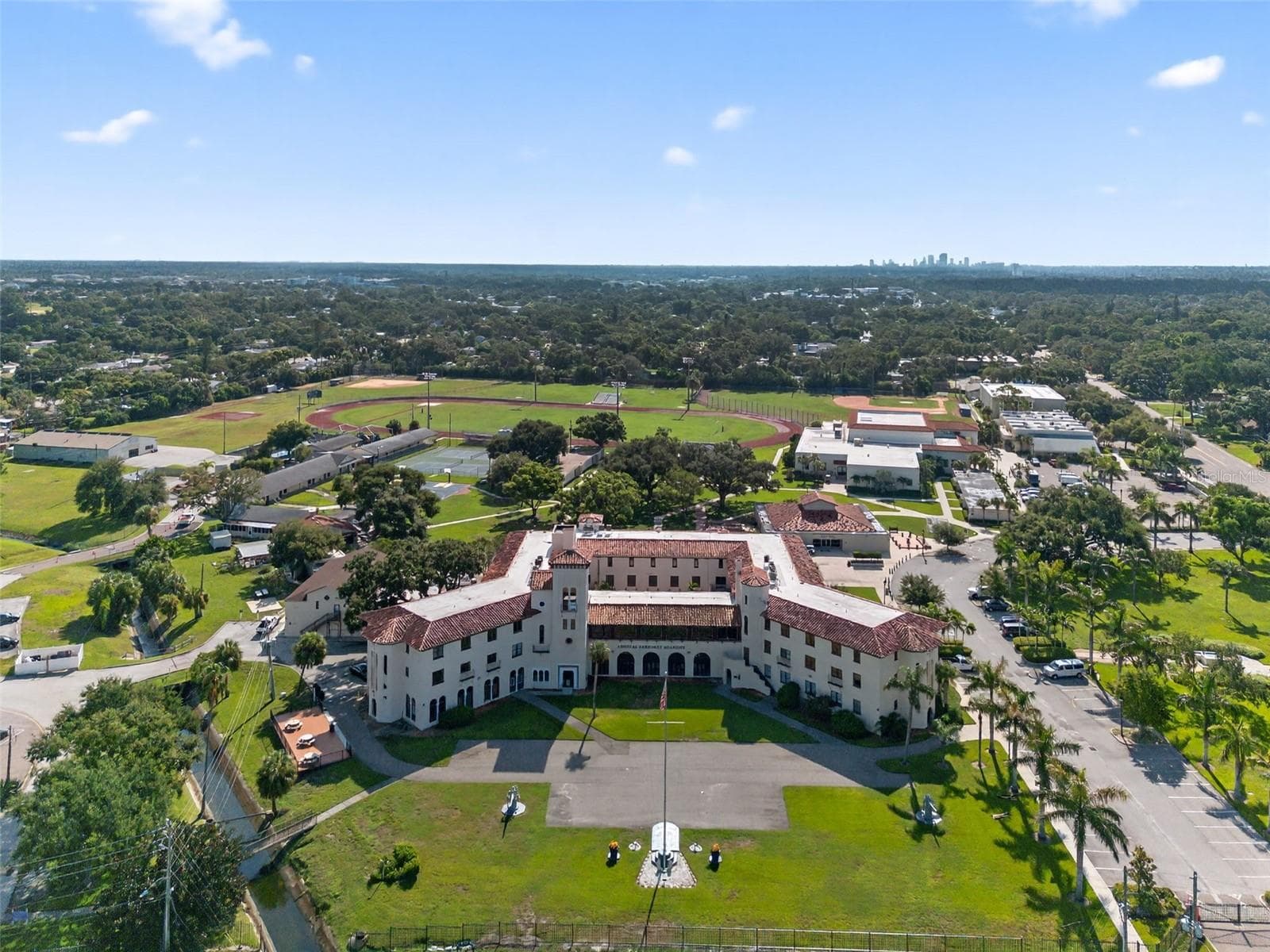 View of Admiral Farragut School that started out as a hotel in the 1920's - 310 PARK ST N, ST PETERSBURG