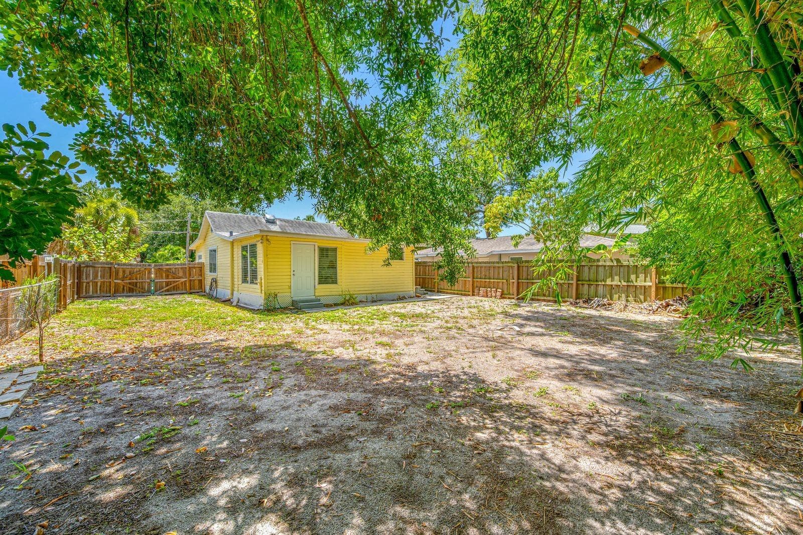 Single Family Residence at 907 18TH AVE W, PALMETTO, photo 33 of 42