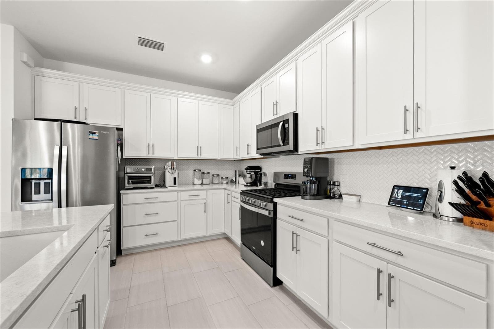 Single Family Residence at 12461 BASALT LN, ALVA, photo 4 of 70