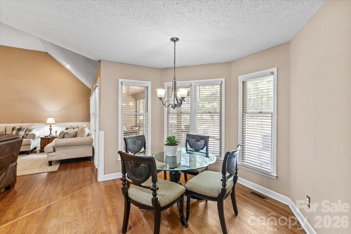 Single Family Residence at 14410 Youngblood Road, Charlotte, photo 13 of 42