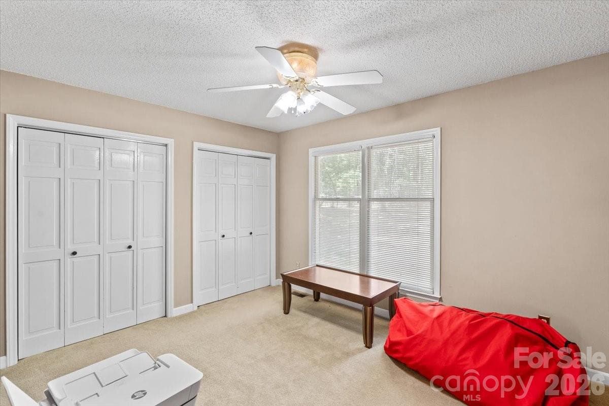 Single Family Residence at 14410 Youngblood Road, Charlotte, photo 18 of 42