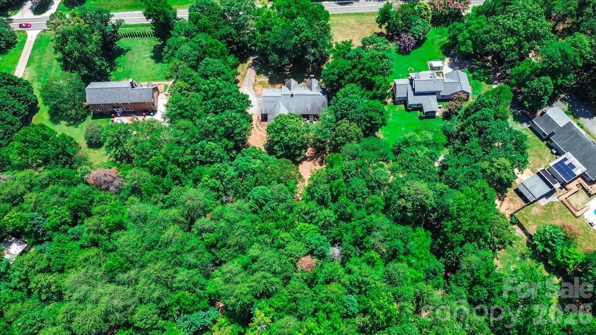 Single Family Residence at 14410 Youngblood Road, Charlotte, photo 33 of 42