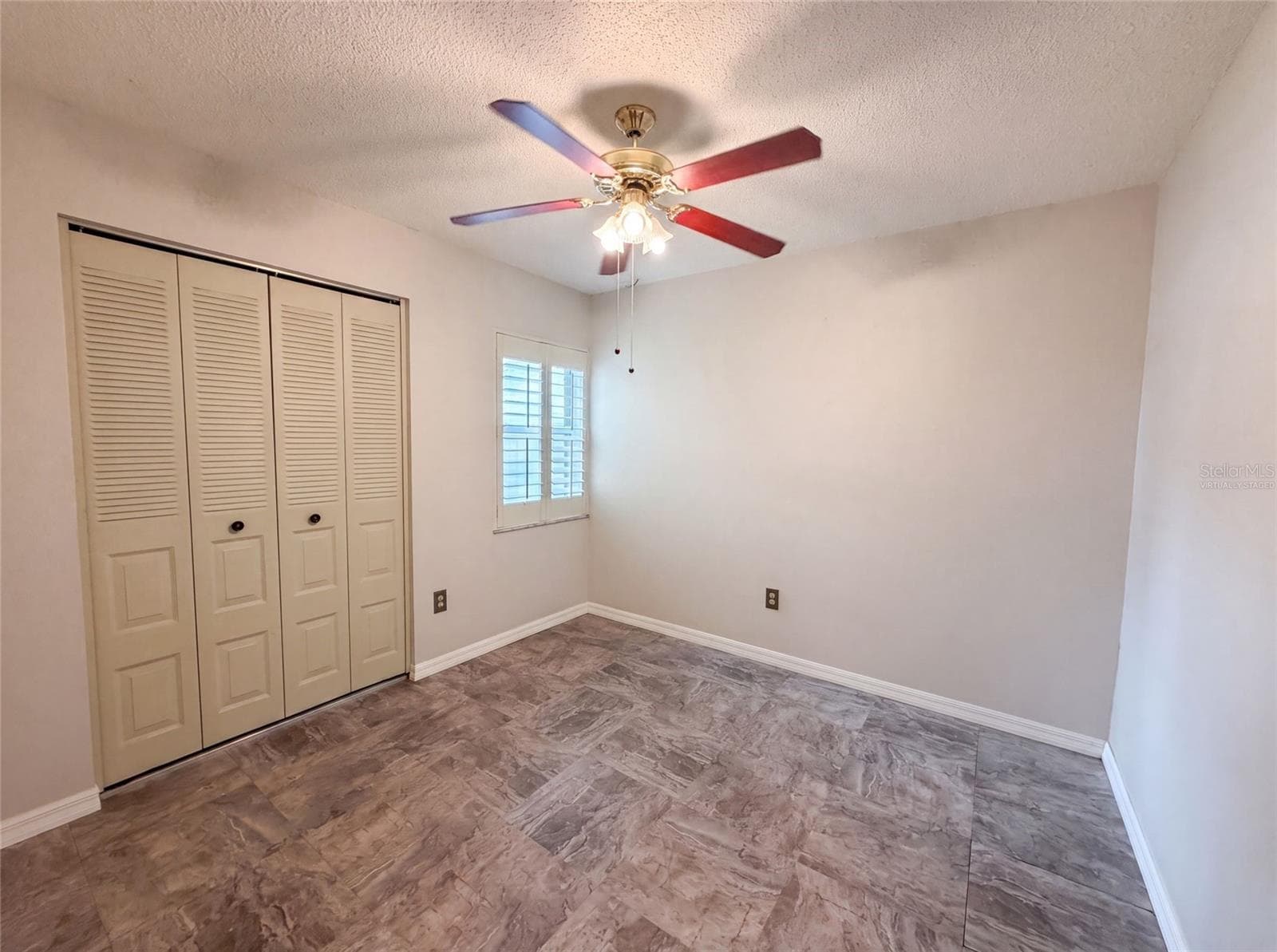 Virtually Staged - 11648 HIDDEN HOLLOW CIR, TAMPA