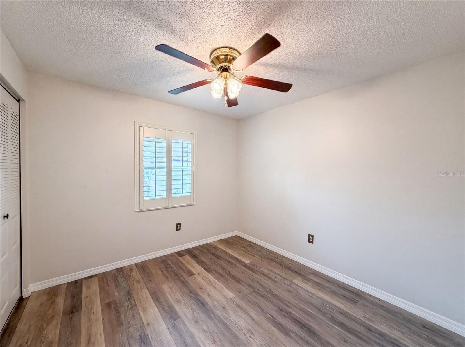 Single Family Residence at 11648 HIDDEN HOLLOW CIR, TAMPA, photo 10 of 16