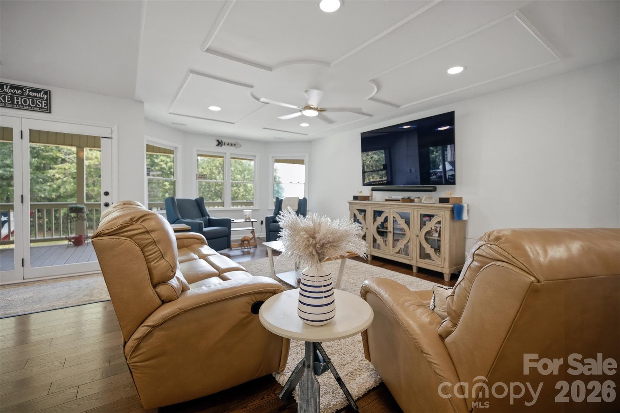 Living Room - 8535 Sylvan Drive, Terrell