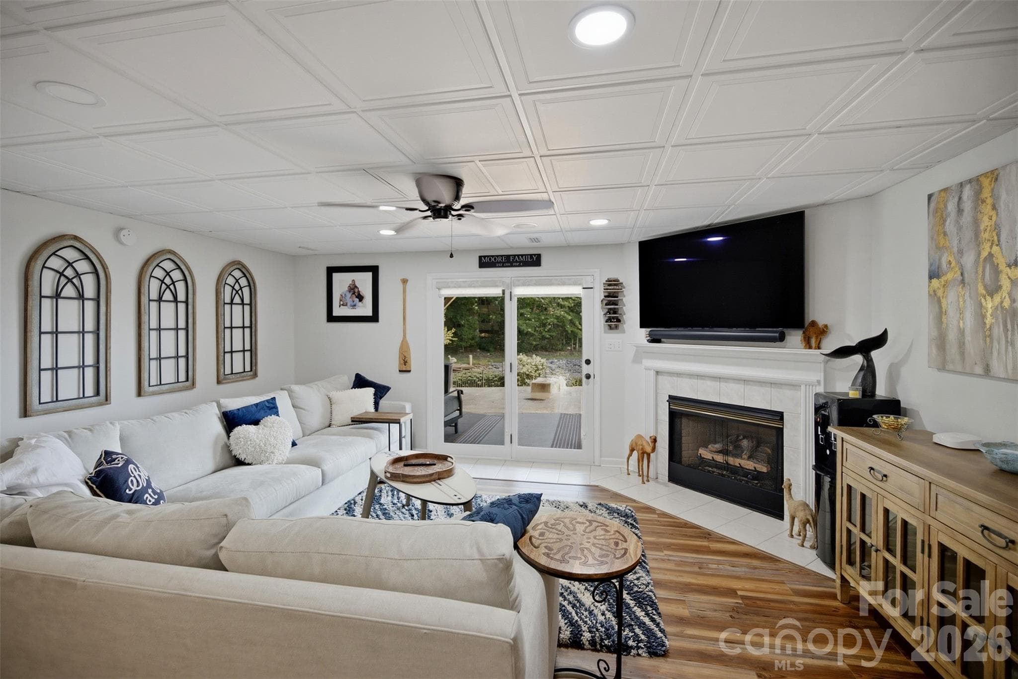 Family Room/Basement - 8535 Sylvan Drive, Terrell
