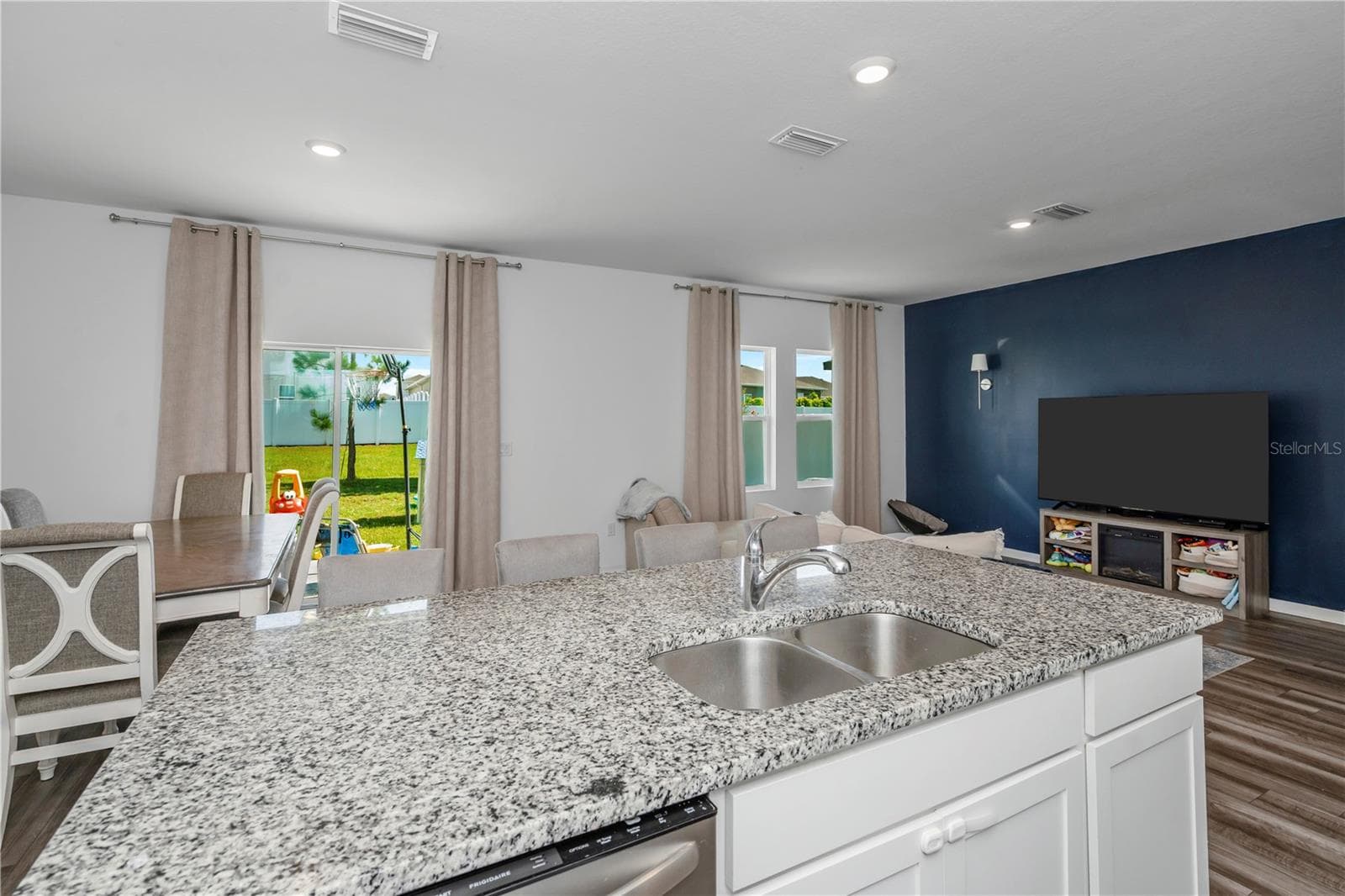 Single Family Residence at 35567 BUTTONWEED, ZEPHYRHILLS, photo 10 of 50